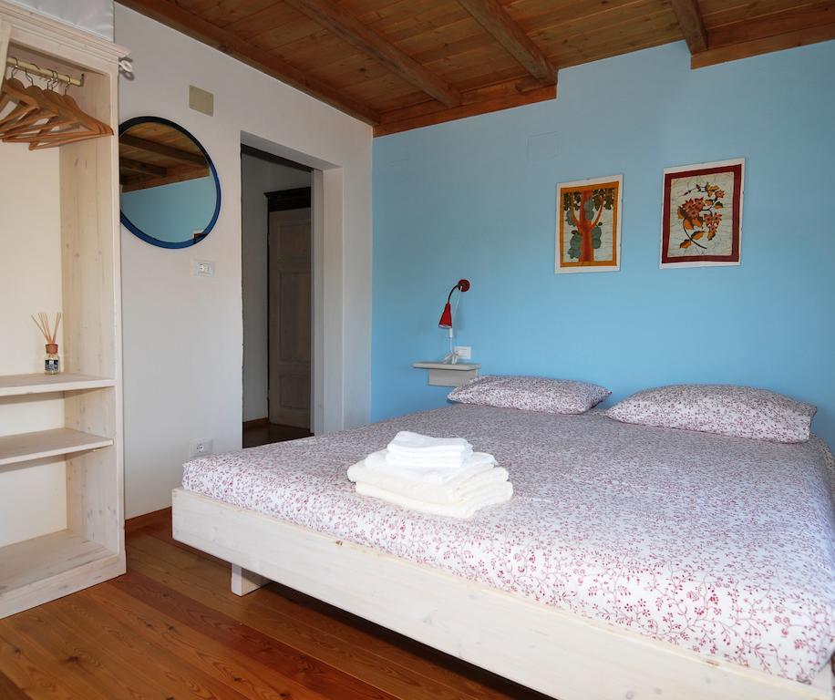 B&B Borgo Massovrana Castel di Casio Rum bild