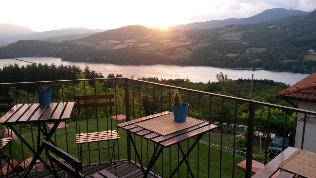 B&B Borgo Massovrana Castel di Casio Exteriör bild